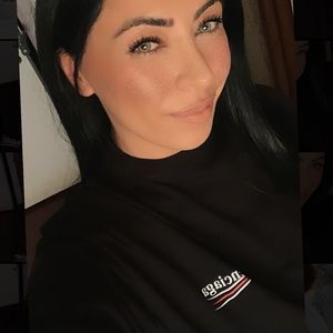 Meet your Posher, Annie